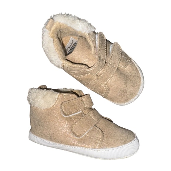 Primark Tan Baby Shoes with Faux Fur - Picture 1 of 9
